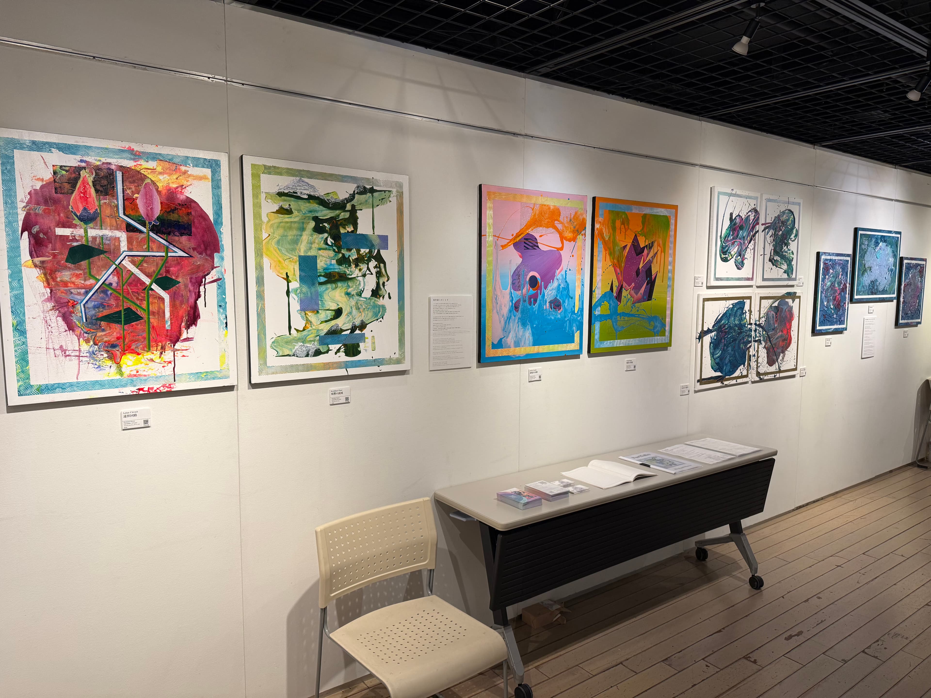 横浜 赤れんが倉庫 の展示風景